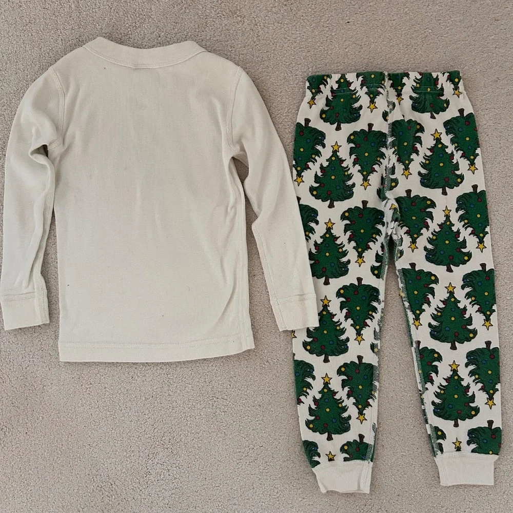 Hanna Andersson Peanuts Xmas PJs size 100 / 4 - Picture 4 of 4